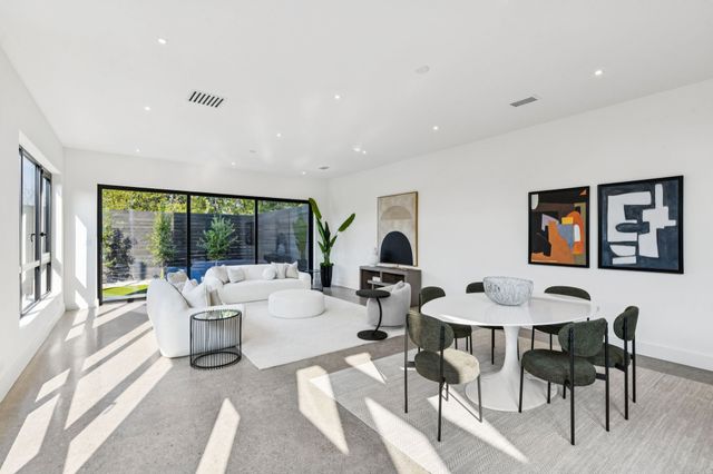 6801 Tyree Street, Dallas, TX 75209