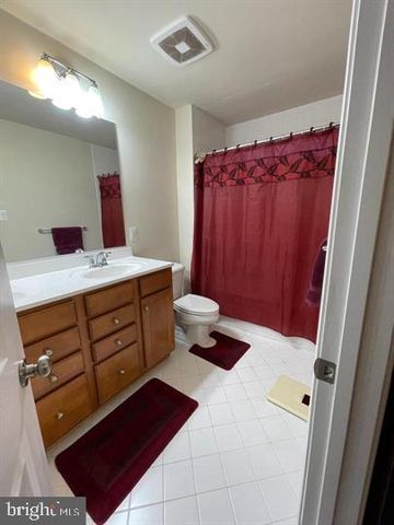 9806 USHERS PL, Waldorf, MD 20601