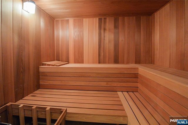 15 N Church Road, Saddle River, NJ 07458