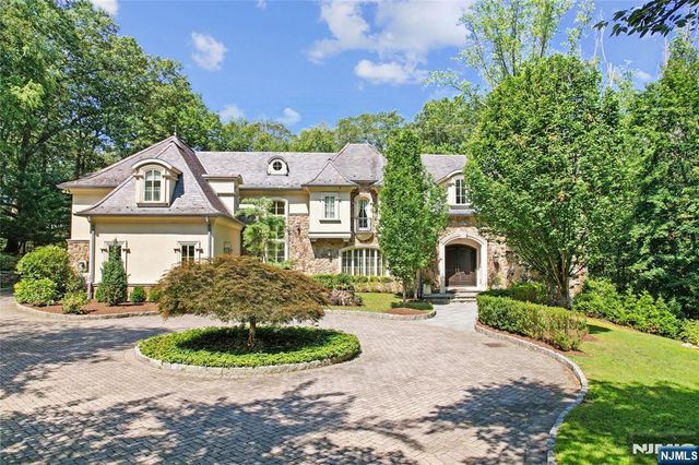 15 N Church Road, Saddle River, NJ 07458