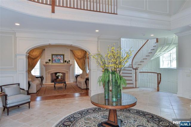 15 N Church Road, Saddle River, NJ 07458