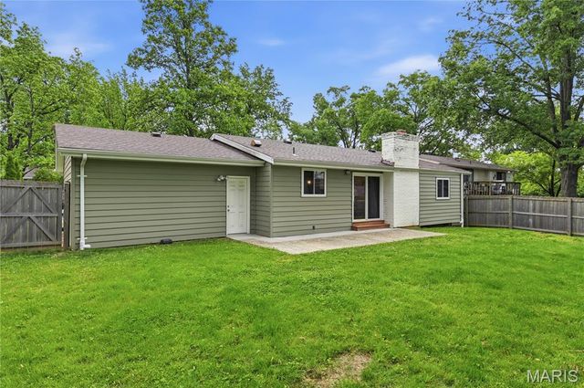 541 Braebridge Road, Manchester, MO 63021