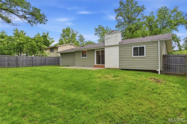 541 Braebridge Road, Manchester, MO 63021