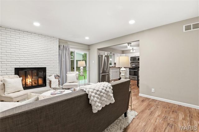 541 Braebridge Road, Manchester, MO 63021