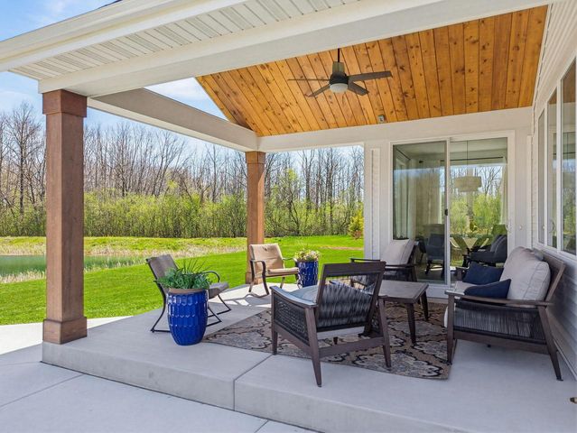 W144N11538 Wrenwood DRIVE, Germantown, WI 53022