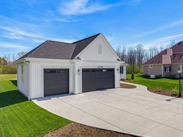 W144N11538 Wrenwood DRIVE, Germantown, WI 53022