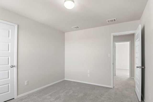 129 Daylily DR, Elgin, TX 78621