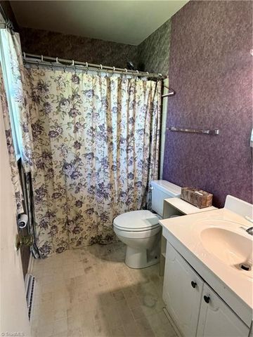 3020 Shady Lawn Drive, Greensboro, NC 27408