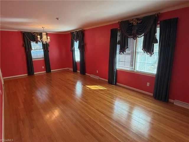 3020 Shady Lawn Drive, Greensboro, NC 27408
