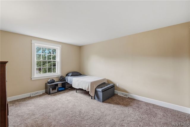 70 Angle Road, West Seneca, NY 14224