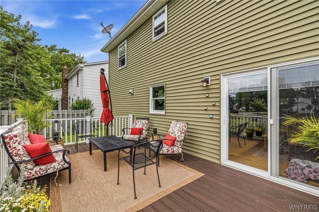 70 Angle Road, West Seneca, NY 14224
