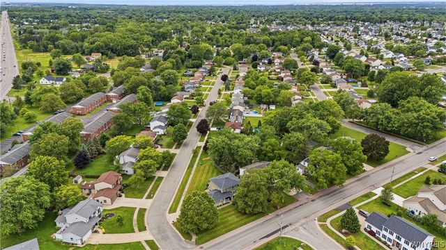 70 Angle Road, West Seneca, NY 14224