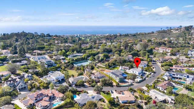 6344 La Pintura Dr, La Jolla, CA 92037