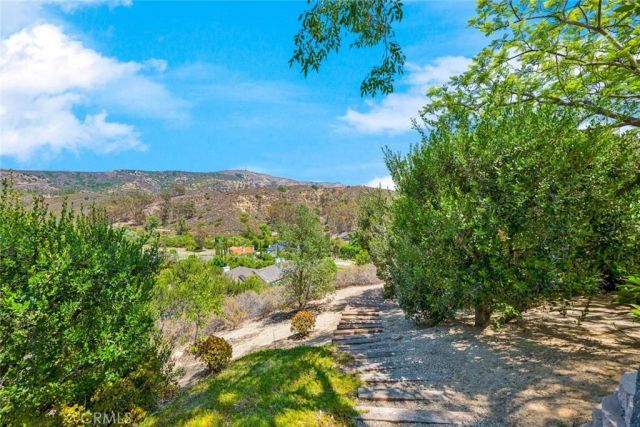 10432 Mira Vista Drive, North Tustin, CA 92705