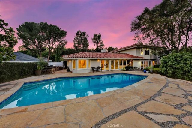 10432 Mira Vista Drive, North Tustin, CA 92705