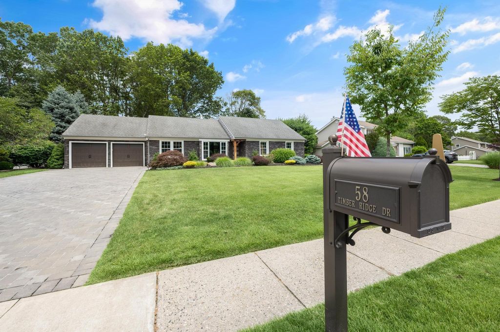 58 Timber Ridge Drive, Commack, NY 11725