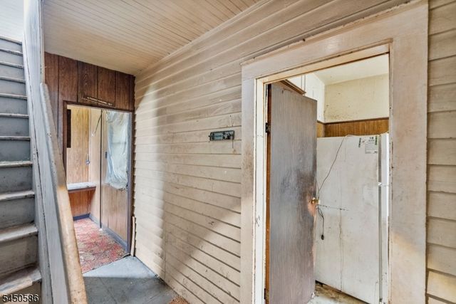 36 Pulaski St, Bloomfield Twp., NJ 07003