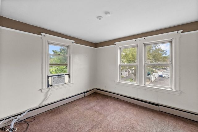 36 Pulaski St, Bloomfield Twp., NJ 07003
