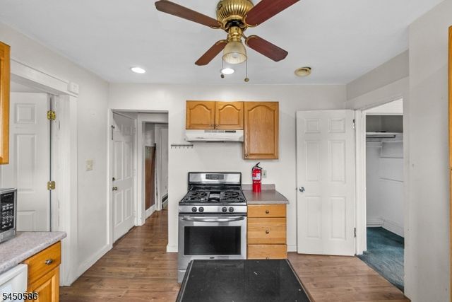 36 Pulaski St, Bloomfield Twp., NJ 07003