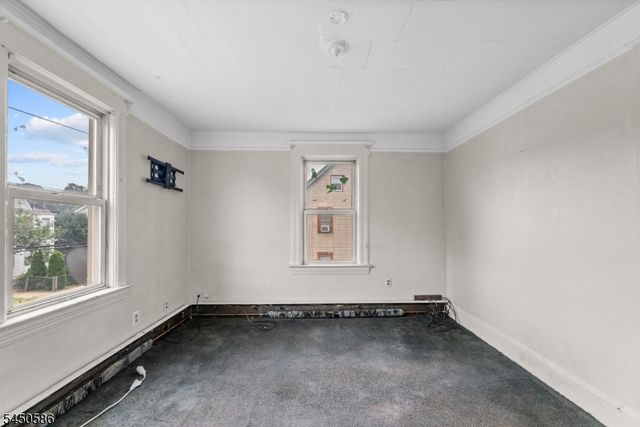 36 Pulaski St, Bloomfield Twp., NJ 07003