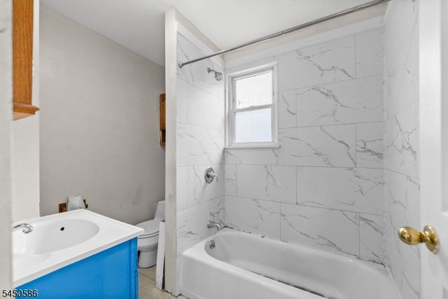 36 Pulaski St, Bloomfield Twp., NJ 07003