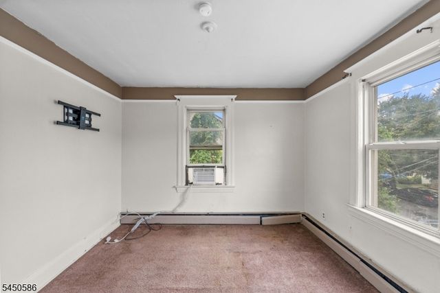 36 Pulaski St, Bloomfield Twp., NJ 07003