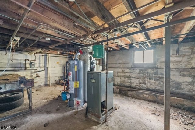 36 Pulaski St, Bloomfield Twp., NJ 07003