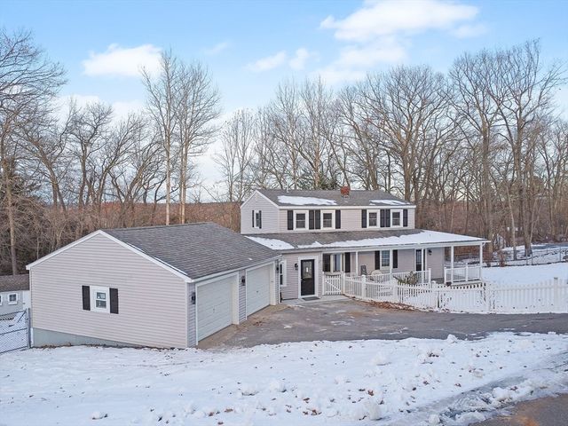 255 Oakland Ave, Methuen, MA 01844