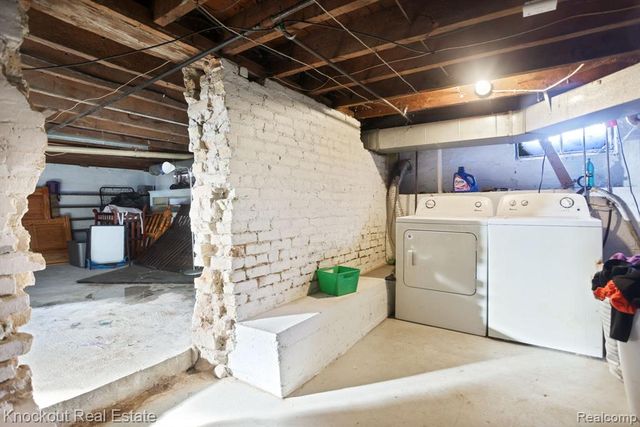 6180 Shattuck Road, Saginaw, MI 48603