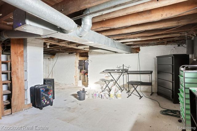 6180 Shattuck Road, Saginaw, MI 48603