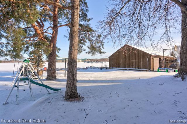 6180 Shattuck Road, Saginaw, MI 48603