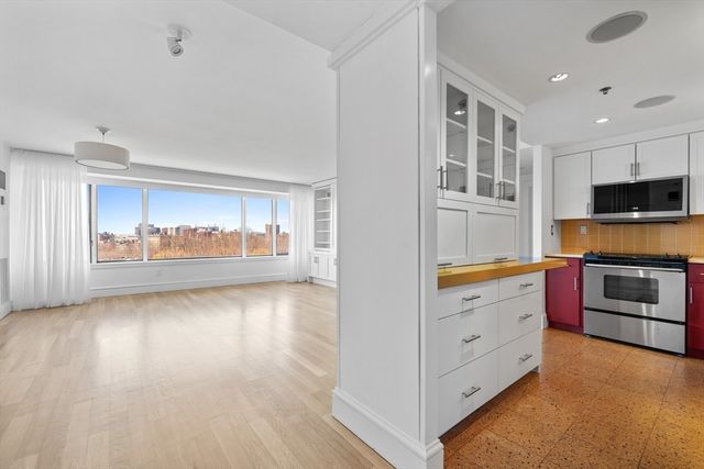 165 Tremont St 902, Boston, MA 02111