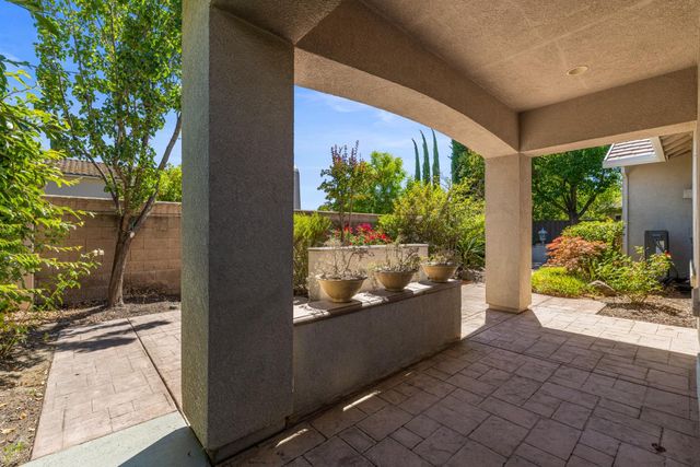 5962 Country Manor Pl, Sacramento, CA 95835