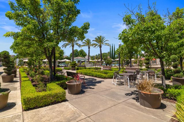 5962 Country Manor Pl, Sacramento, CA 95835