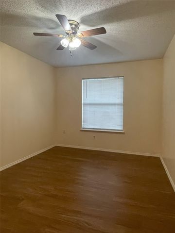 5719 Red Cactus Court, Arlington, TX 76017