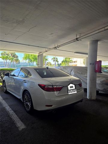 300 Bayview Dr 605, Sunny Isles Beach, FL 33160