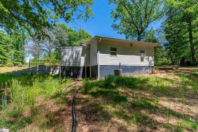 1998 Old Grove Road, Piedmont, SC 29673