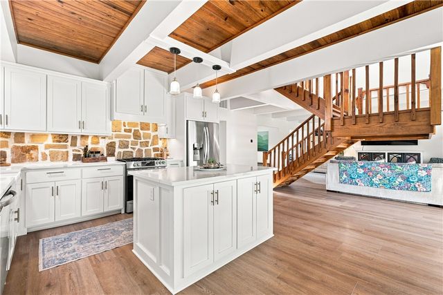 2515 Wildcat Creek Boulevard, Springdale, AR 72762
