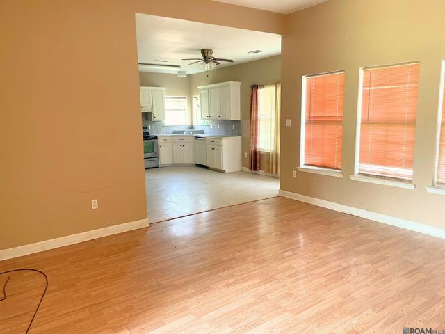 12204 Tallow Ridge Dr, Gonzales, LA 70737