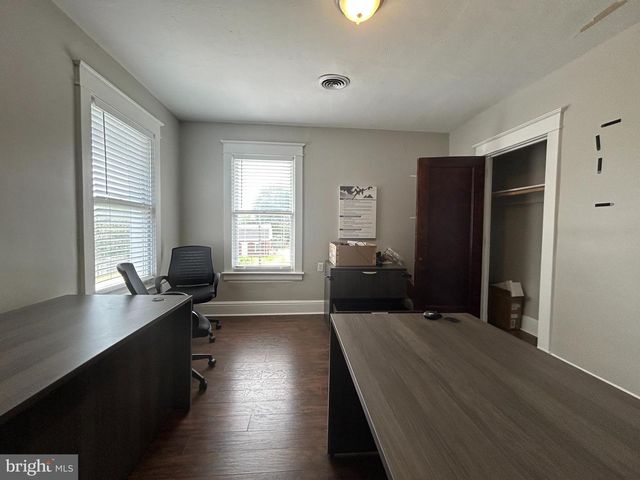 1508 E MARKET ST, York, PA 17403