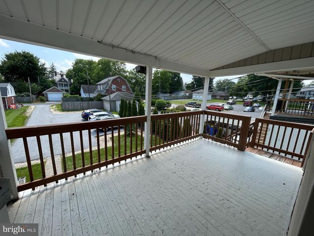 1508 E MARKET ST, York, PA 17403