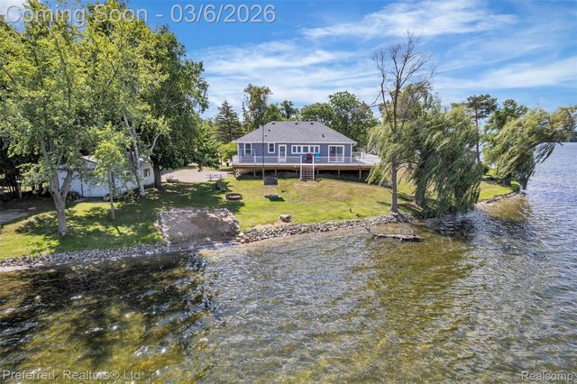 200 Simpson Street, Grass Lake Village, MI 49240
