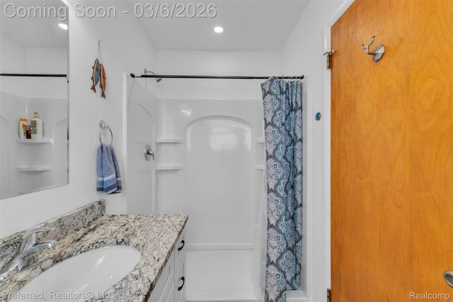 200 Simpson Street, Grass Lake Village, MI 49240