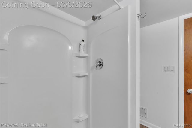 200 Simpson Street, Grass Lake Village, MI 49240