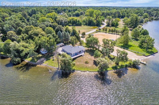 200 Simpson Street, Grass Lake Village, MI 49240