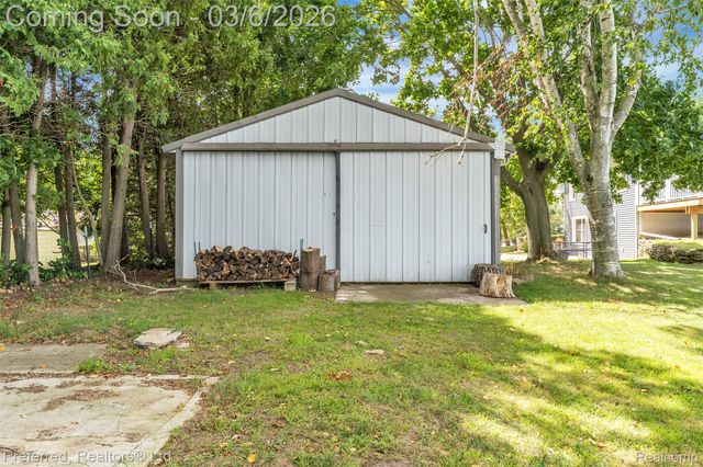 200 Simpson Street, Grass Lake Village, MI 49240