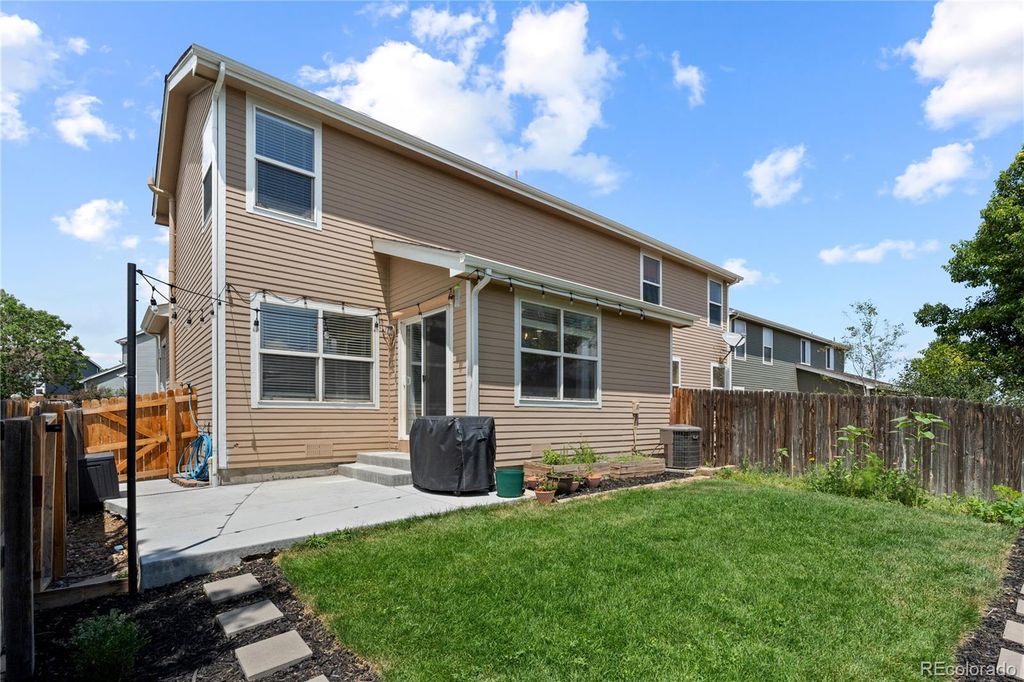 Image 29 of property listing at 5350 S Picadilly Court, Aurora, CO 80015