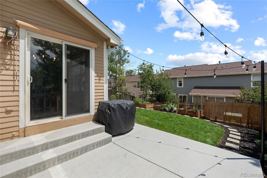 Image 32 of property listing at 5350 S Picadilly Court, Aurora, CO 80015