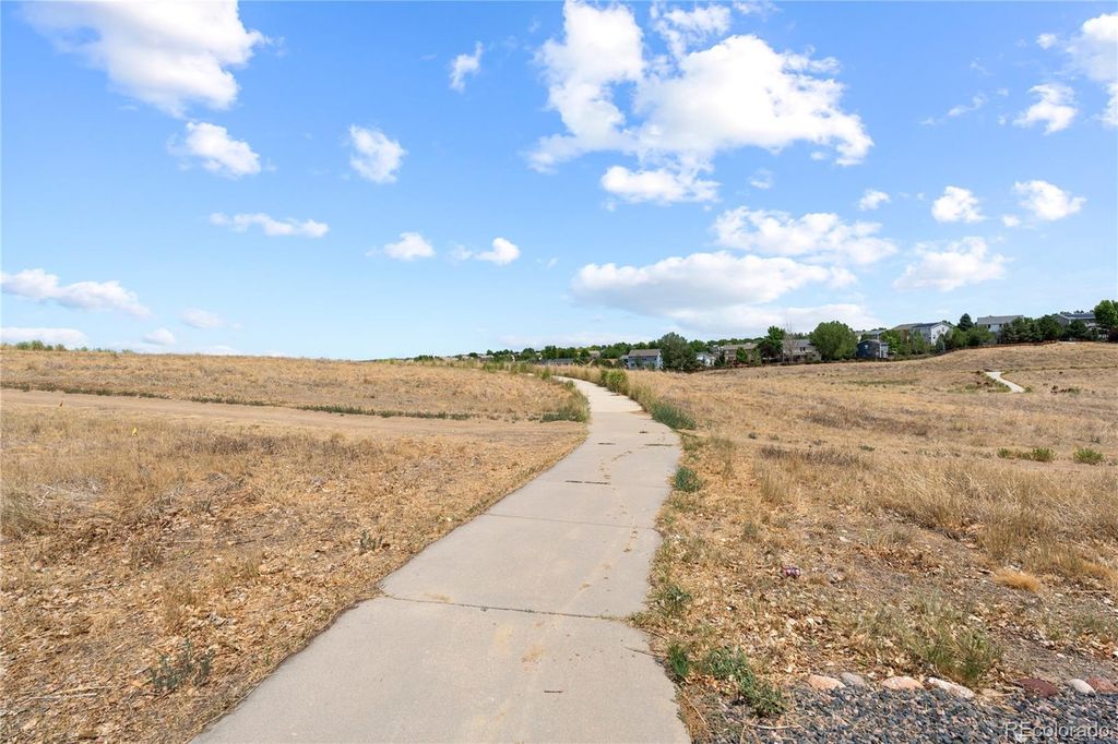 Image 33 of property listing at 5350 S Picadilly Court, Aurora, CO 80015