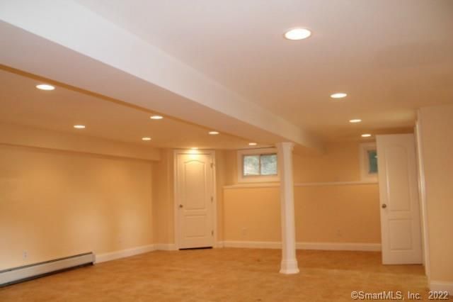 81 Woodridge Drive South, Stamford, CT 06902